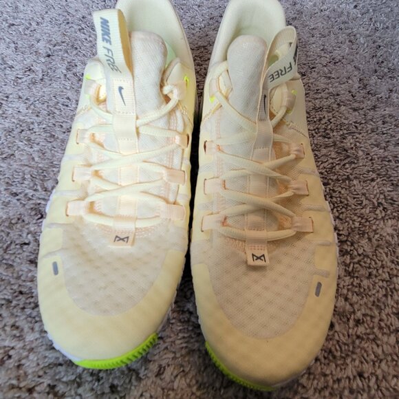 Nike womens free metcon 5 size 10 - Picture 3 of 4
